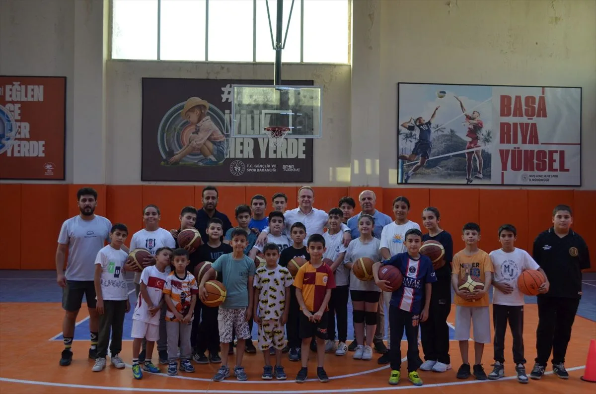 Kaymakam Koşansu Spor Okullarını Ziyaret Etti