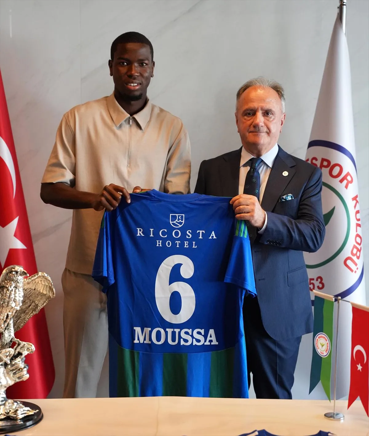 Rizespor, Moussa Diakite'yi Transfer Etti