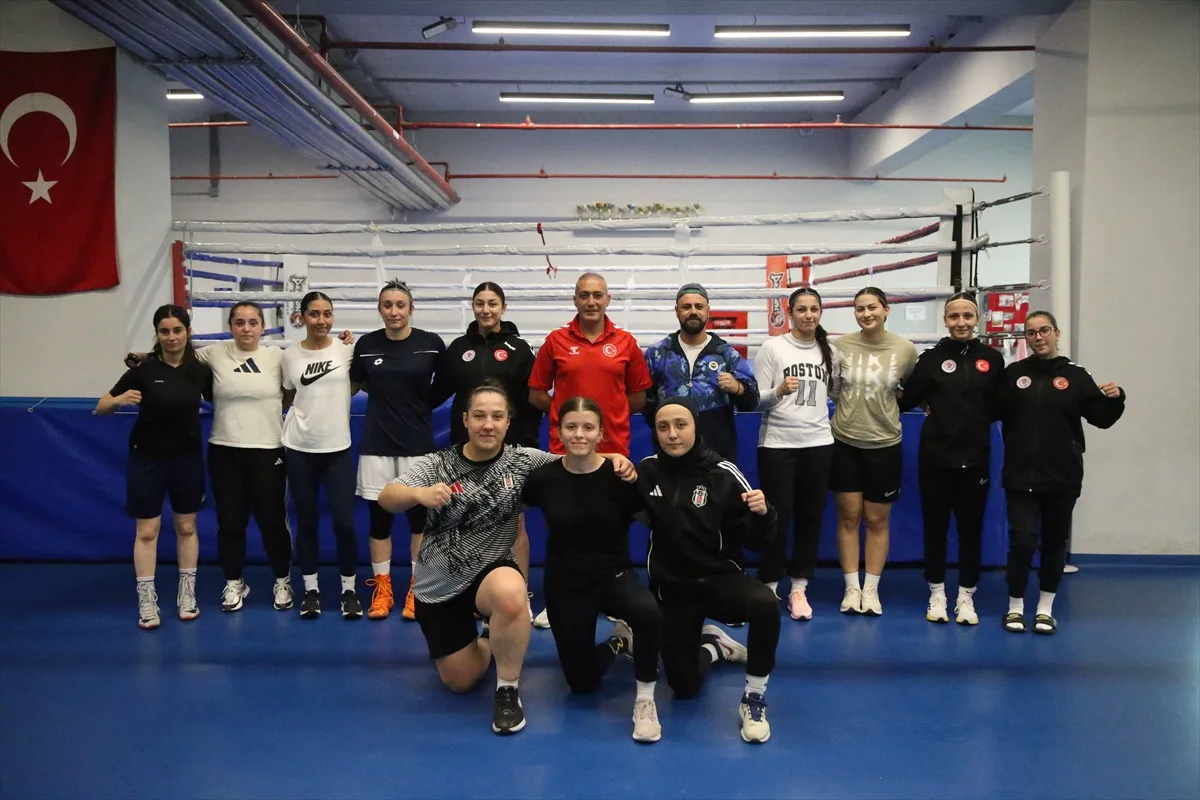 19 Yaş Altı Genç Kadın Boks Milli Takımı, Niğde'de kampa girdi ve 9 altın hedefliyor