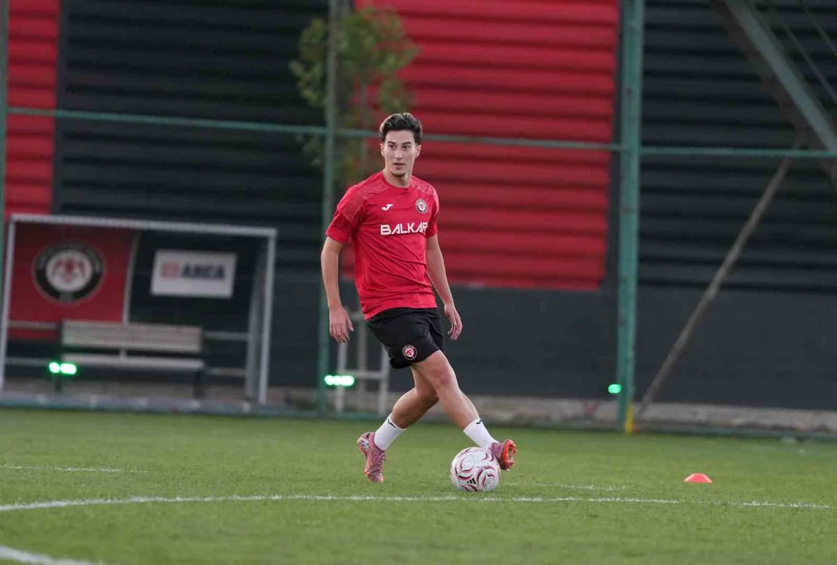 Çorum FK, Samsunspor deplasmanı hazırlıklarına başladı; 3 oyuncusu milli takıma çağrıldı